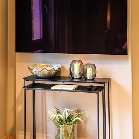 Goldregen - Waldnah Mit Kamin Und Balkon *