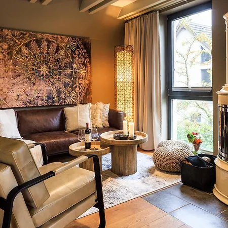 Goldregen - Waldnah Mit Kamin Und Balkon Apartmán Zingst